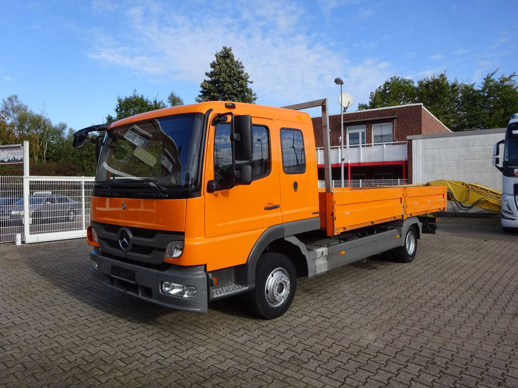 Mercedes-Benz 822 Atego Pritsche Doppelkabine 4x2 - Vrachtwagen met open laadbak: afbeelding 1 Mercedes-Benz 822 Atego Pritsche Doppelkabine 4x2 - Vrachtwagen met open laadbak: afbeelding 1