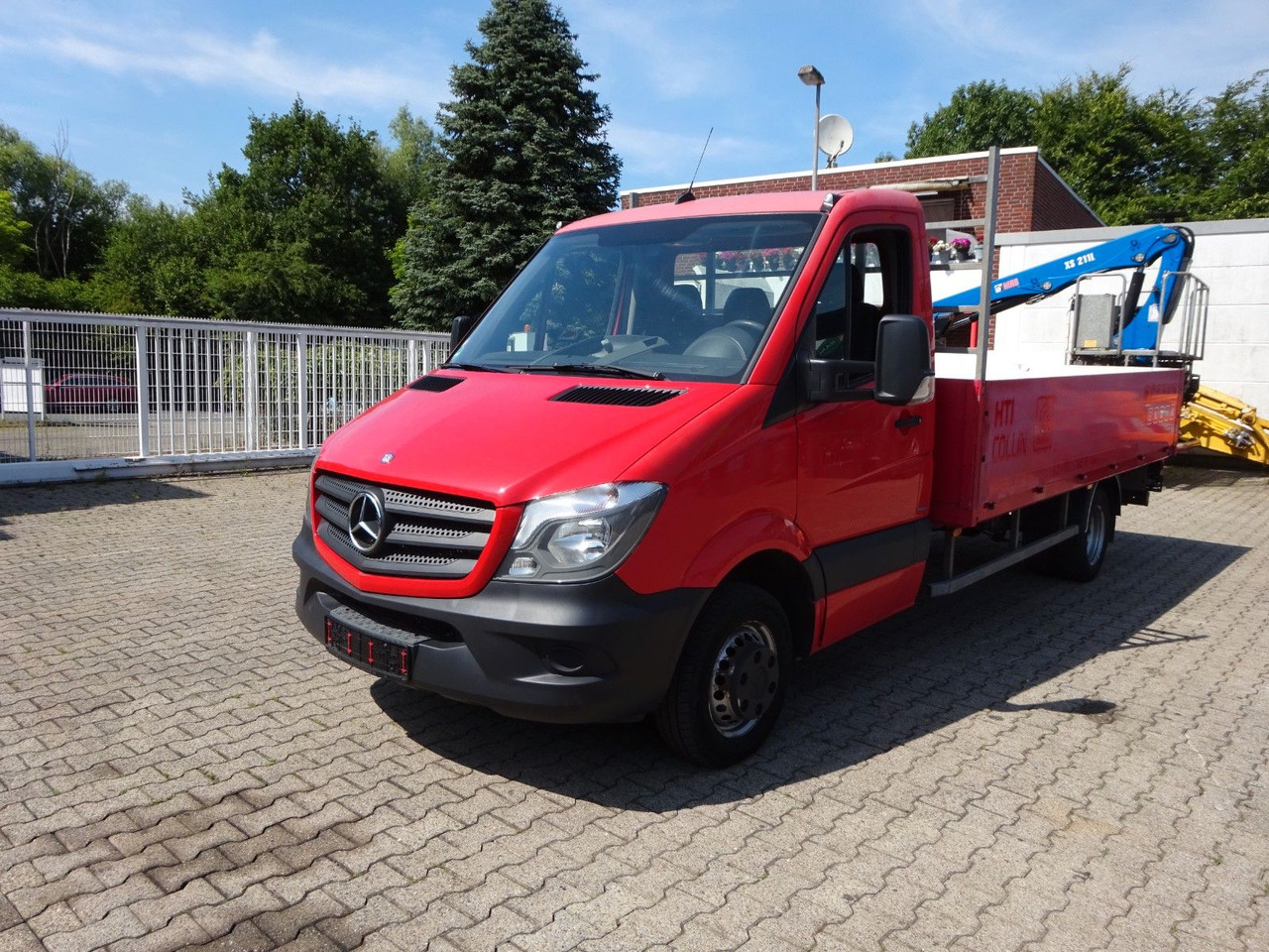 Mercedes-Benz Sprinter Pritsche 519CDI Bluetec 4x2 - Bestelwagen open laadbak: afbeelding 1 Mercedes-Benz Sprinter Pritsche 519CDI Bluetec 4x2 - Bestelwagen open laadbak: afbeelding 1