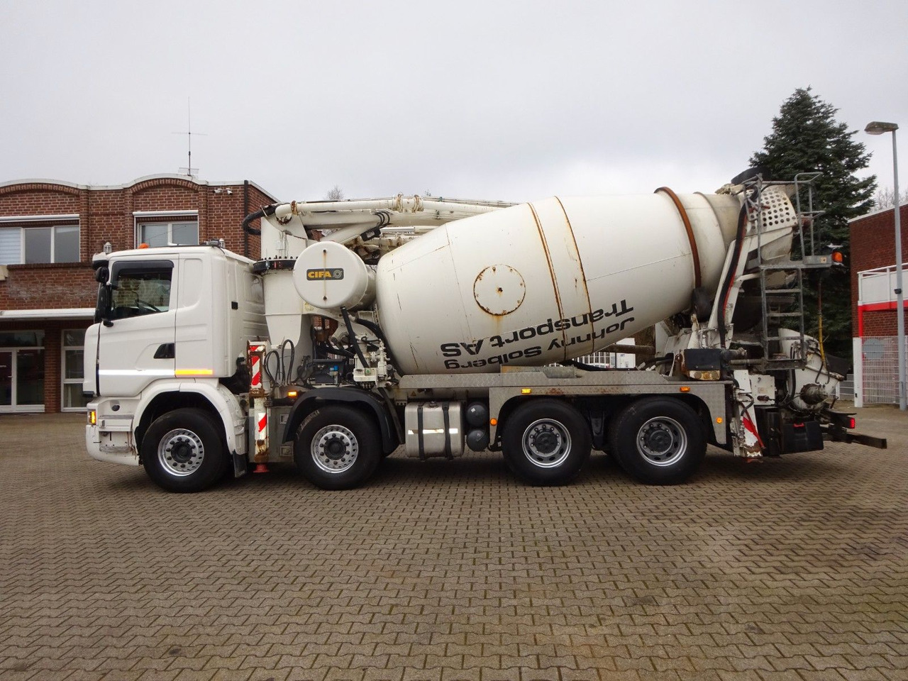 Scania PUMI CIFA 32 Meter 4 Knick. Scania PUMI CIFA 32 Meter 4 Knick. - Betonpomp: afbeelding 4 Scania PUMI CIFA 32 Meter 4 Knick. Scania PUMI CIFA 32 Meter 4 Knick. - Betonpomp: afbeelding 4