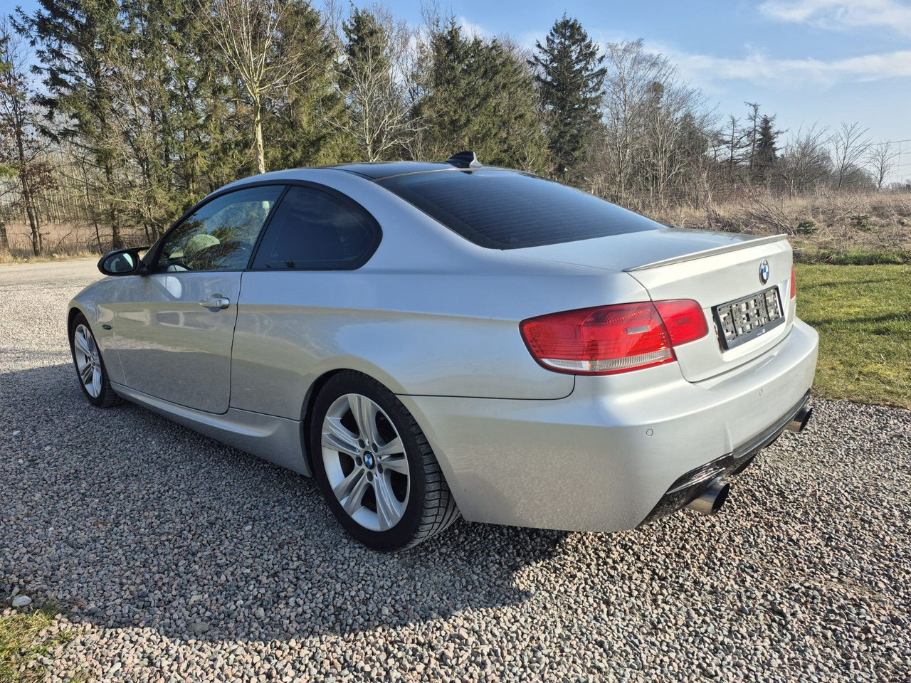 BMW 320 Baureihe 3 Coupe NEU motor 3.0 diesel *360KM - Personenwagen: afbeelding 5 BMW 320 Baureihe 3 Coupe NEU motor 3.0 diesel *360KM - Personenwagen: afbeelding 5