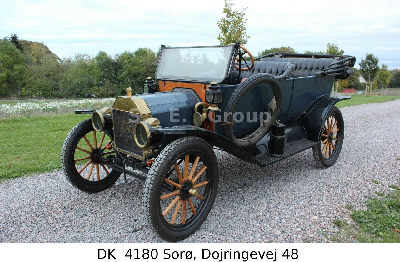 Ford FORD T Brass Edition *110 years old *27500€ Ford FORD T Brass Edition *111 years old *24900€ - Cabrio: afbeelding 1 Ford FORD T Brass Edition *110 years old *27500€ Ford FORD T Brass Edition *111 years old *24900€ - Cabrio: afbeelding 1