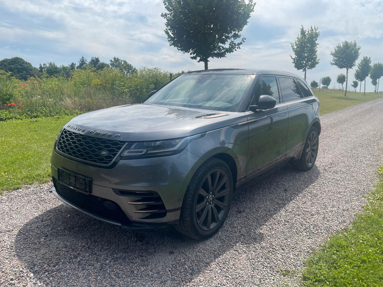 Land Rover Range Rover Velar R-Dynamic 3.0D 4WD Land Rover Velar R-Dynamic 3.0D 4WD *LKW zullasung: 2 sitze - SUV: afbeelding 1 Land Rover Range Rover Velar R-Dynamic 3.0D 4WD Land Rover Velar R-Dynamic 3.0D 4WD *LKW zullasung: 2 sitze - SUV: afbeelding 1
