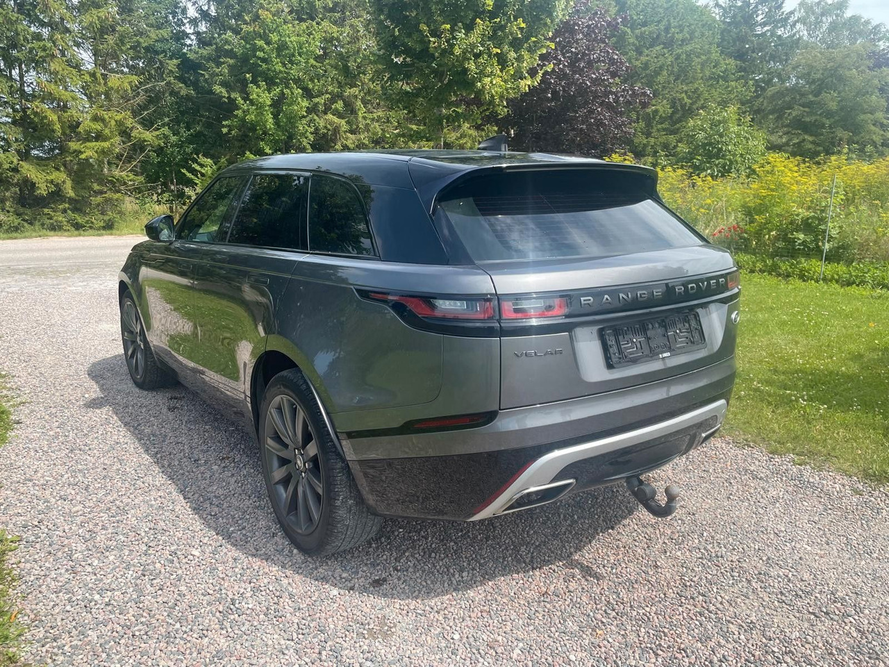 Land Rover Range Rover Velar R-Dynamic 3.0D 4WD Land Rover Velar R-Dynamic 3.0D 4WD *LKW zullasung: 2 sitze - SUV: afbeelding 4 Land Rover Range Rover Velar R-Dynamic 3.0D 4WD Land Rover Velar R-Dynamic 3.0D 4WD *LKW zullasung: 2 sitze - SUV: afbeelding 4