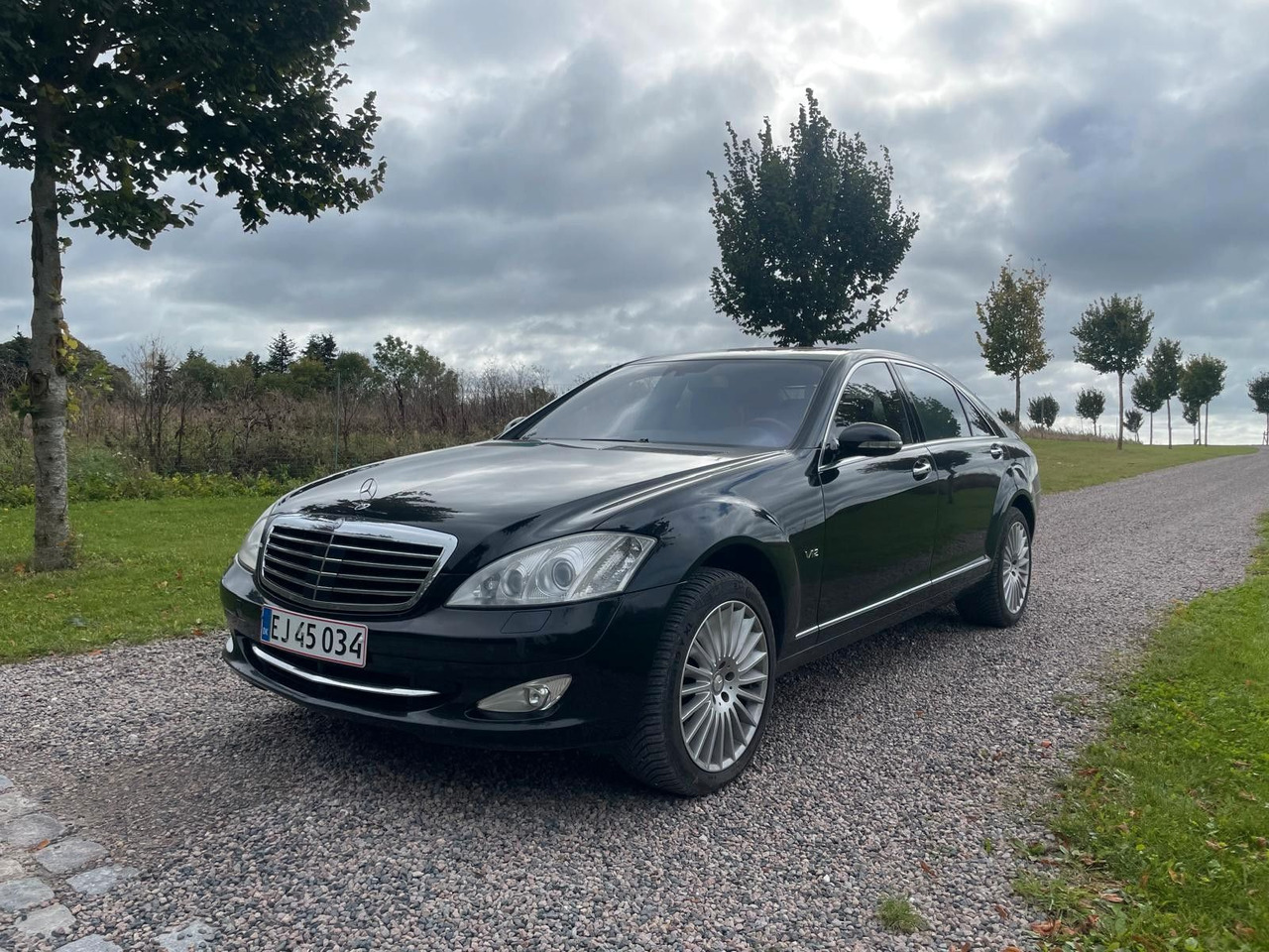 Mercedes-Benz S 600 S-Klasse Limousine - Stationwagen: afbeelding 1 Mercedes-Benz S 600 S-Klasse Limousine - Stationwagen: afbeelding 1