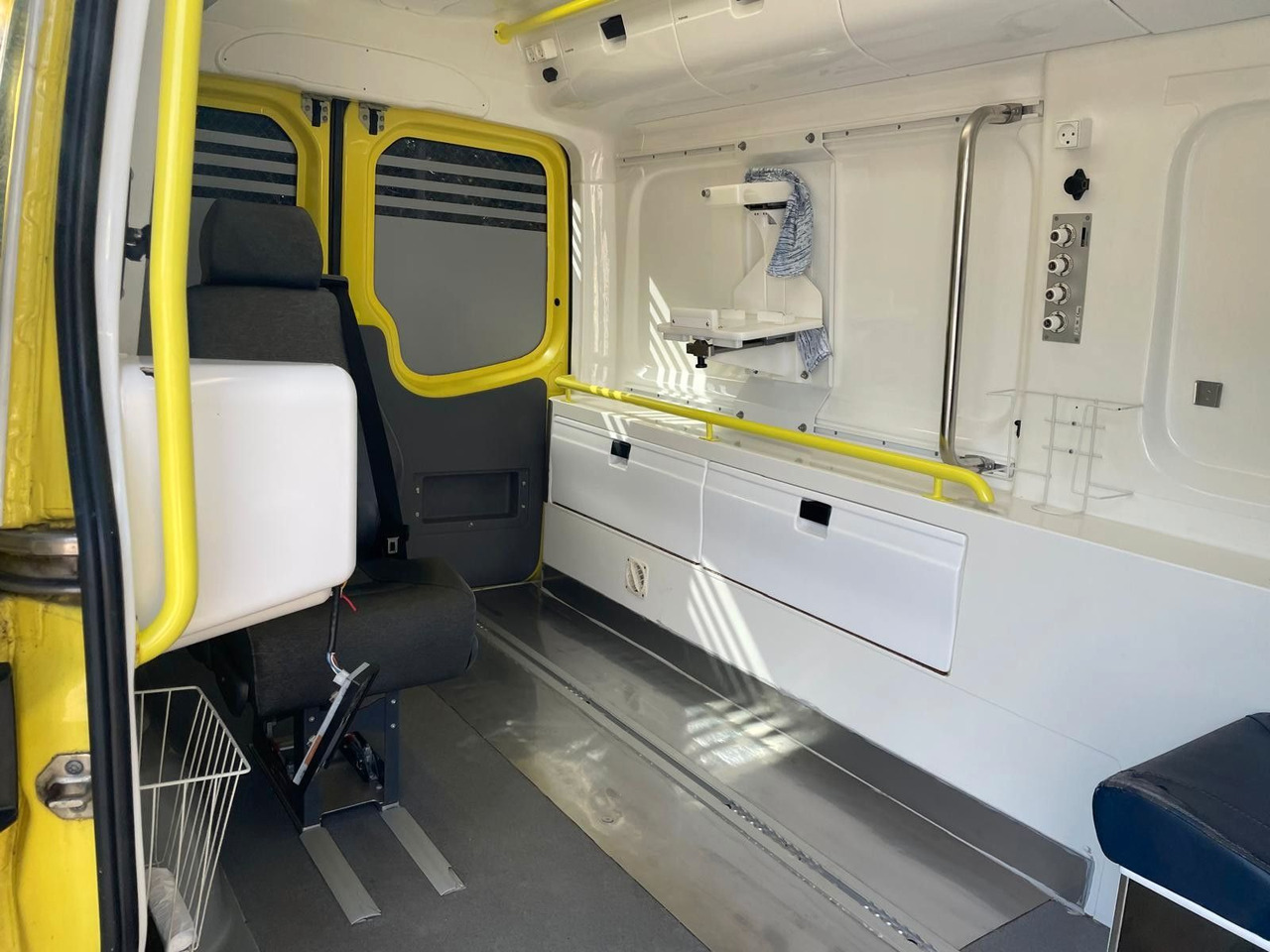 Ambulance Mercedes-Benz Sprinter II Kasten 316 CDI Aut *Ambulance: afbeelding 18