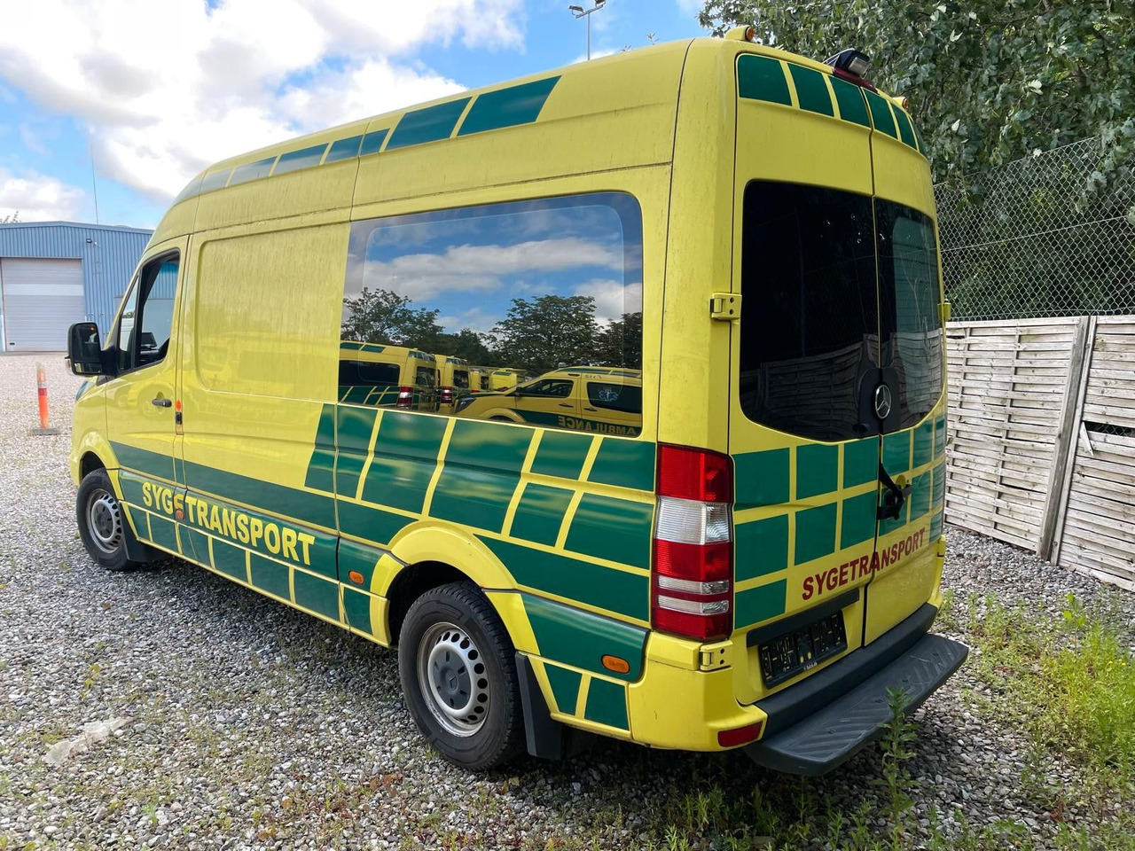 Mercedes-Benz Sprinter II Kasten 316CDI Aut *Ambulance - Ambulance: afbeelding 3 Mercedes-Benz Sprinter II Kasten 316CDI Aut *Ambulance - Ambulance: afbeelding 3