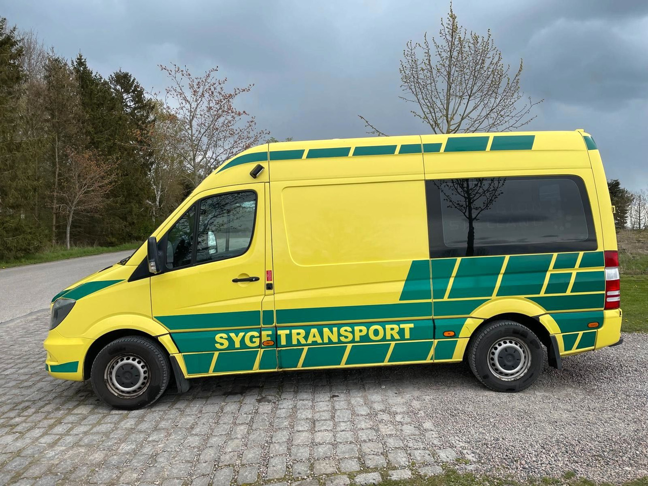 Mercedes-Benz Sprinter II kasten 316 CDI Aut - Ambulance: afbeelding 2 Mercedes-Benz Sprinter II kasten 316 CDI Aut - Ambulance: afbeelding 2