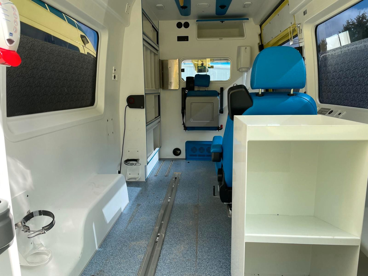 Ambulance Mercedes-Benz Sprinter II kasten 316 CDI Aut: afbeelding 18