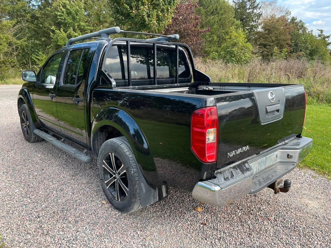 Nissan Navara Pickup Double Cab LE V6 4x4 LB - SUV: afbeelding 3 Nissan Navara Pickup Double Cab LE V6 4x4 LB - SUV: afbeelding 3