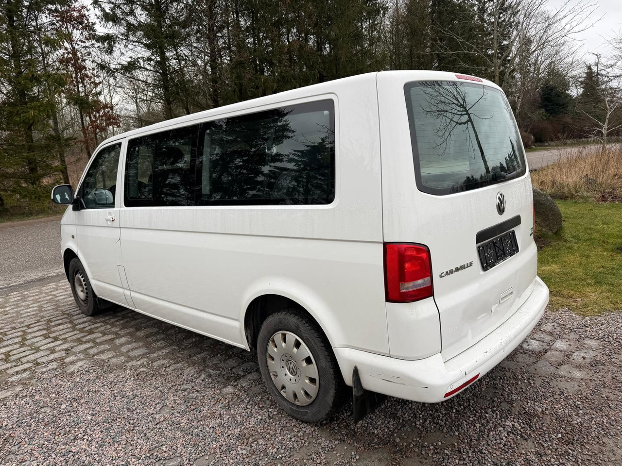 Volkswagen T5 Caravelle 2.0 TDI DSG Lang *7 Sitzplätze* - Personenvervoer: afbeelding 3 Volkswagen T5 Caravelle 2.0 TDI DSG Lang *7 Sitzplätze* - Personenvervoer: afbeelding 3