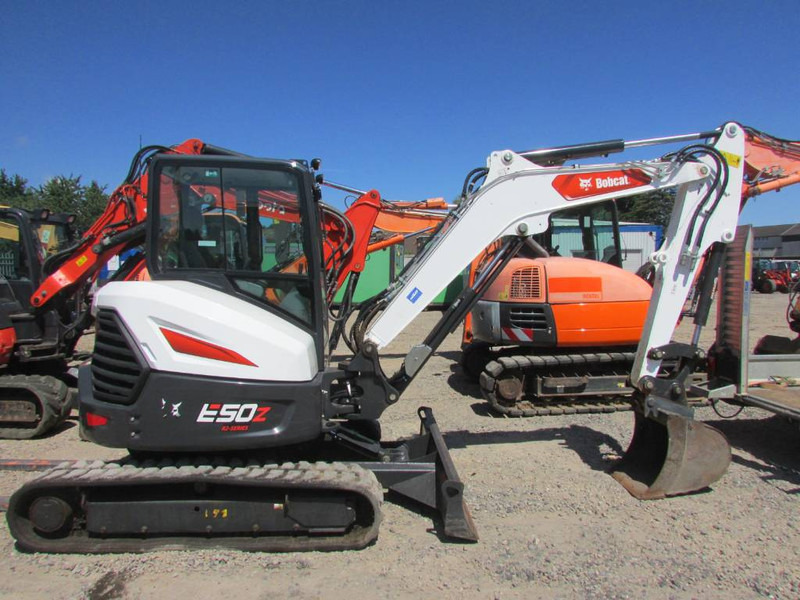 Bobcat E 50z Minibagger 42.500 EUR - Minigraafmachine: afbeelding 1 Bobcat E 50z Minibagger 42.500 EUR - Minigraafmachine: afbeelding 1