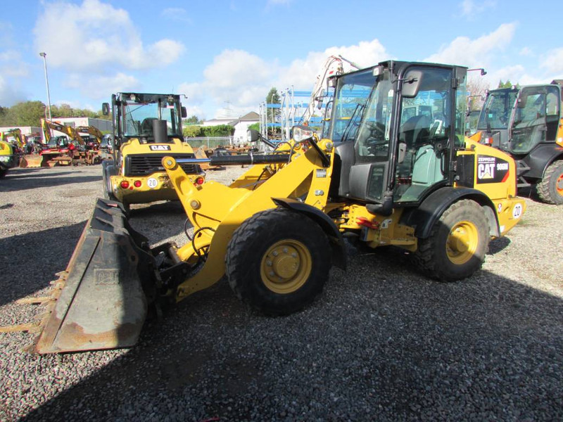 Cat 906 M Radlader 29.500 EUR - Wiellader: afbeelding 1 Cat 906 M Radlader 29.500 EUR - Wiellader: afbeelding 1