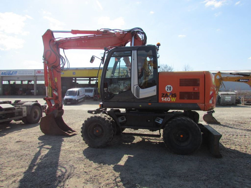 Hitachi ZX 140 W-3 Mobilbagger 43.000 EUR / Klima - Mobiele graafmachine: afbeelding 2 Hitachi ZX 140 W-3 Mobilbagger 43.000 EUR / Klima - Mobiele graafmachine: afbeelding 2
