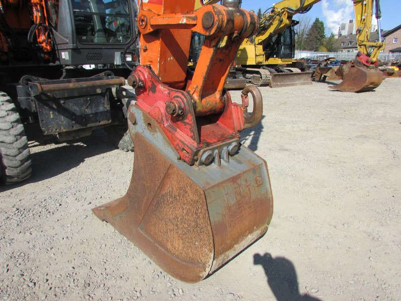 Hitachi ZX 140 W-3 Mobilbagger 43.000 EUR / Klima - Mobiele graafmachine: afbeelding 4 Hitachi ZX 140 W-3 Mobilbagger 43.000 EUR / Klima - Mobiele graafmachine: afbeelding 4