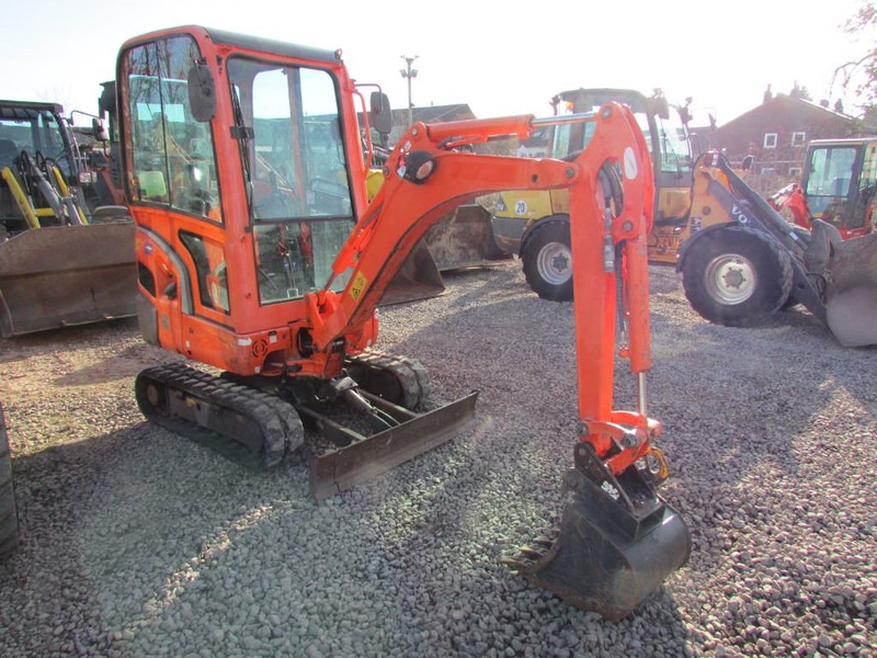 Kubota KX 016-4 Minibagger 13.900 EUR - Minigraafmachine: afbeelding 3 Kubota KX 016-4 Minibagger 13.900 EUR - Minigraafmachine: afbeelding 3