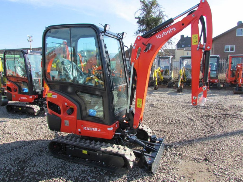 Kubota KX 019-4 HI Minibagger 26.500 EUR - Minigraafmachine: afbeelding 3 Kubota KX 019-4 HI Minibagger 26.500 EUR - Minigraafmachine: afbeelding 3