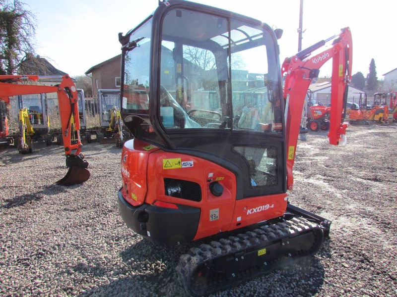 Kubota KX 019-4 HI Minibagger 26.500 EUR - Minigraafmachine: afbeelding 4 Kubota KX 019-4 HI Minibagger 26.500 EUR - Minigraafmachine: afbeelding 4
