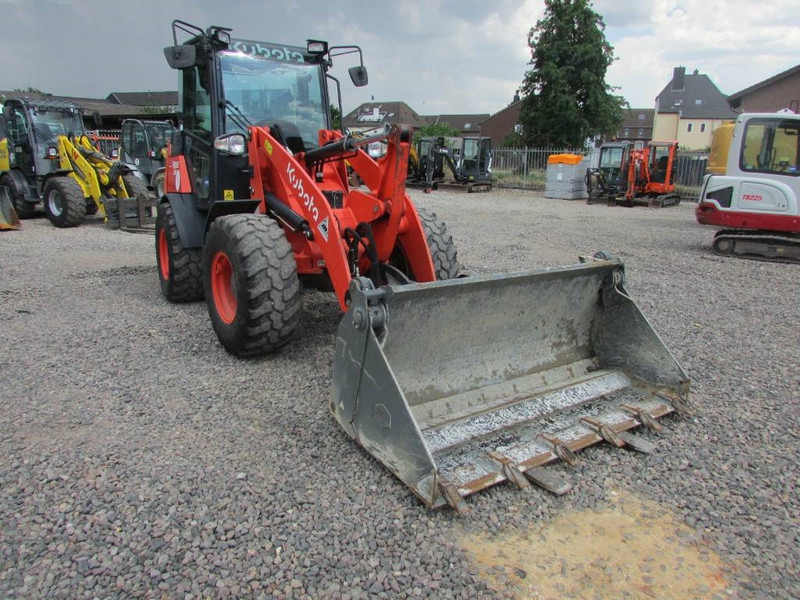 Kubota R 065 Radlader 31.000 EUR - Wiellader: afbeelding 4 Kubota R 065 Radlader 31.000 EUR - Wiellader: afbeelding 4