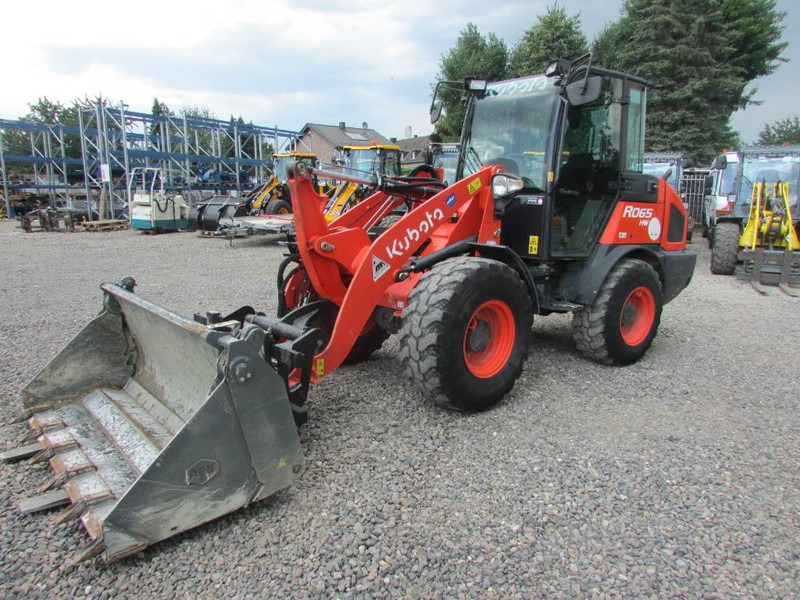 Kubota R 065 Radlader 31.000 EUR - Wiellader: afbeelding 2 Kubota R 065 Radlader 31.000 EUR - Wiellader: afbeelding 2