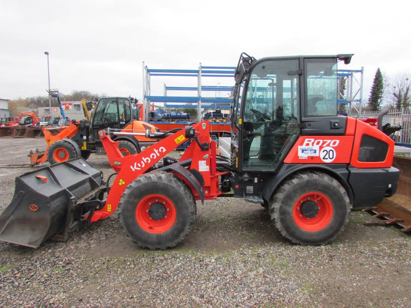 Kubota R 070 Radlader 35.800 EUR - Wiellader: afbeelding 1 Kubota R 070 Radlader 35.800 EUR - Wiellader: afbeelding 1