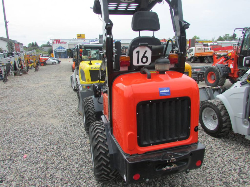 Kubota RT 160-2 Radlader netto 27.500EUR - Wiellader: afbeelding 3 Kubota RT 160-2 Radlader netto 27.500EUR - Wiellader: afbeelding 3