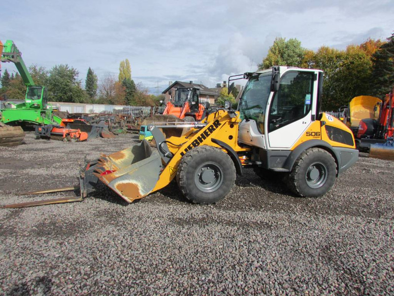Liebherr L 506 Compact Radlader 46.500 EUR netto L506C - Wiellader: afbeelding 2 Liebherr L 506 Compact Radlader 46.500 EUR netto L506C - Wiellader: afbeelding 2