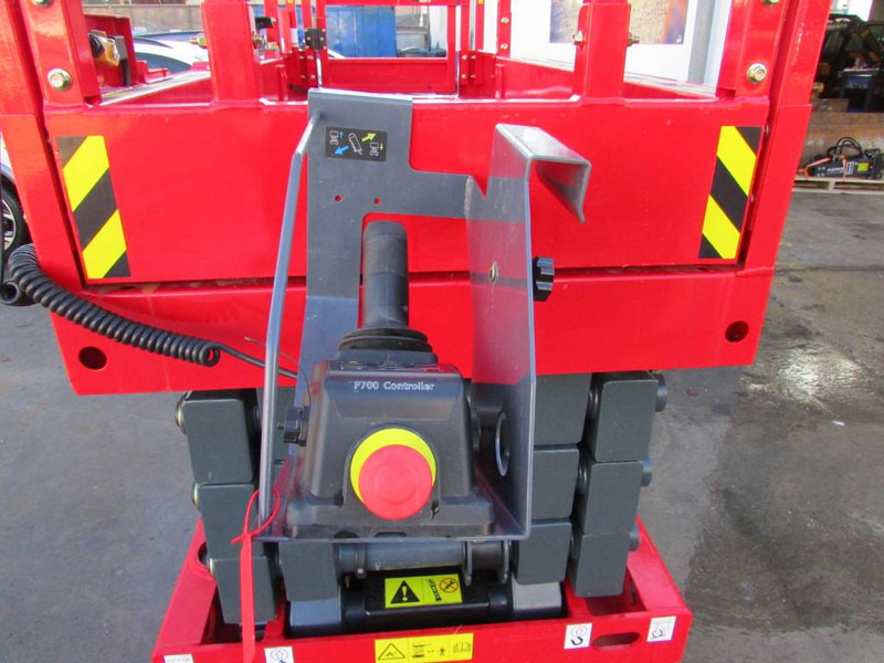 MAGNI ES 1008 AC 10.900 EUR / Scherenbühne - Schaarlift: afbeelding 4 MAGNI ES 1008 AC 10.900 EUR / Scherenbühne - Schaarlift: afbeelding 4