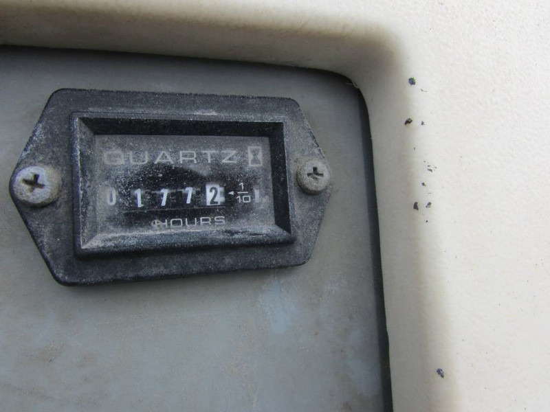 Veegwagen TENNANT 6200U01 964 Kehrmaschine 1.000 EUR: afbeelding 8