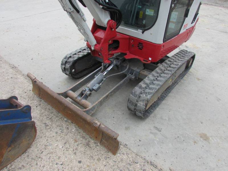 Takeuchi TB225 V3 Minibagger 35.500 EUR net - Minigraafmachine: afbeelding 3 Takeuchi TB225 V3 Minibagger 35.500 EUR net - Minigraafmachine: afbeelding 3