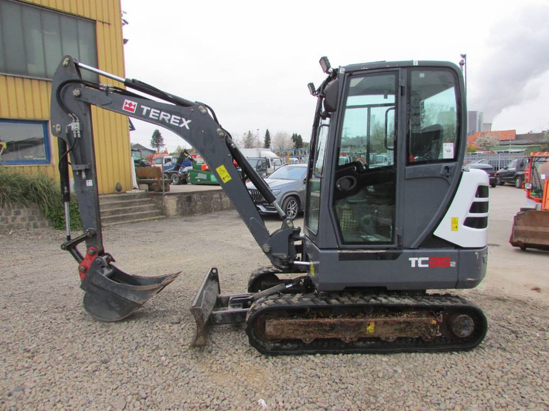 Terex TC 35-2 Minibagger 24.500 EUR Top Zustand - Minigraafmachine: afbeelding 1 Terex TC 35-2 Minibagger 24.500 EUR Top Zustand - Minigraafmachine: afbeelding 1