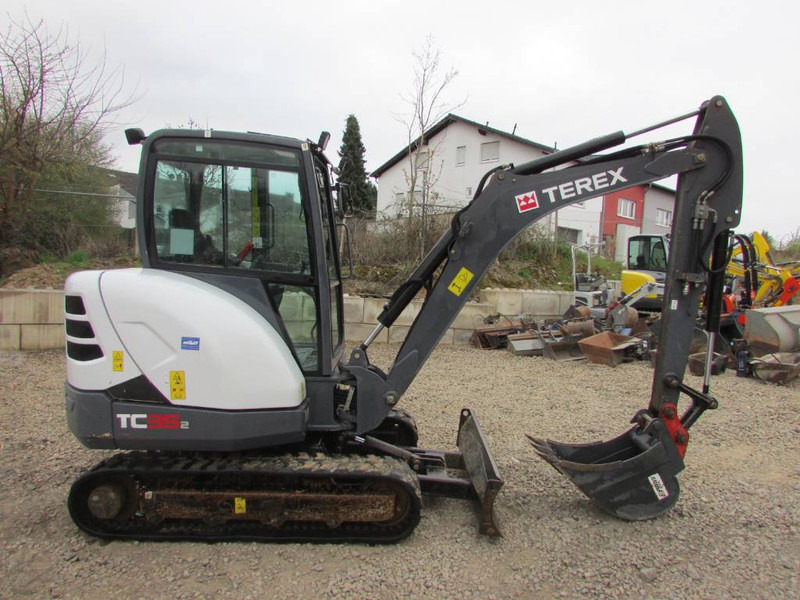 Terex TC 35-2 Minibagger 24.500 EUR Top Zustand - Minigraafmachine: afbeelding 4 Terex TC 35-2 Minibagger 24.500 EUR Top Zustand - Minigraafmachine: afbeelding 4