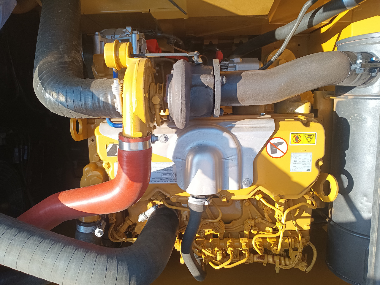 CATERPILLAR 320GC - Rupsgraafmachine: afbeelding 5 CATERPILLAR 320GC - Rupsgraafmachine: afbeelding 5