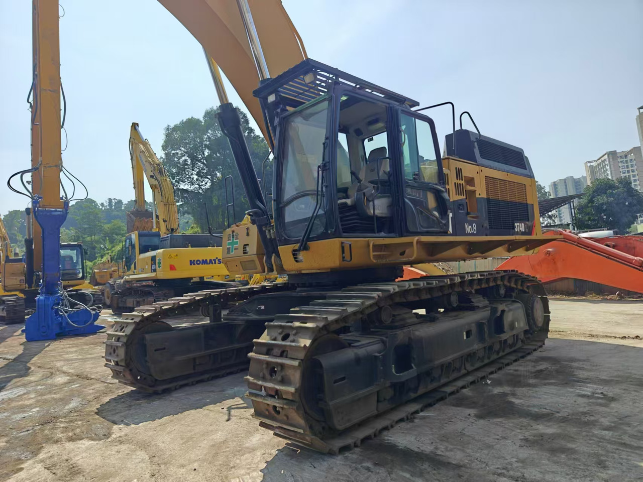 CATERPILLAR 374DL - Rupsgraafmachine: afbeelding 2 CATERPILLAR 374DL - Rupsgraafmachine: afbeelding 2