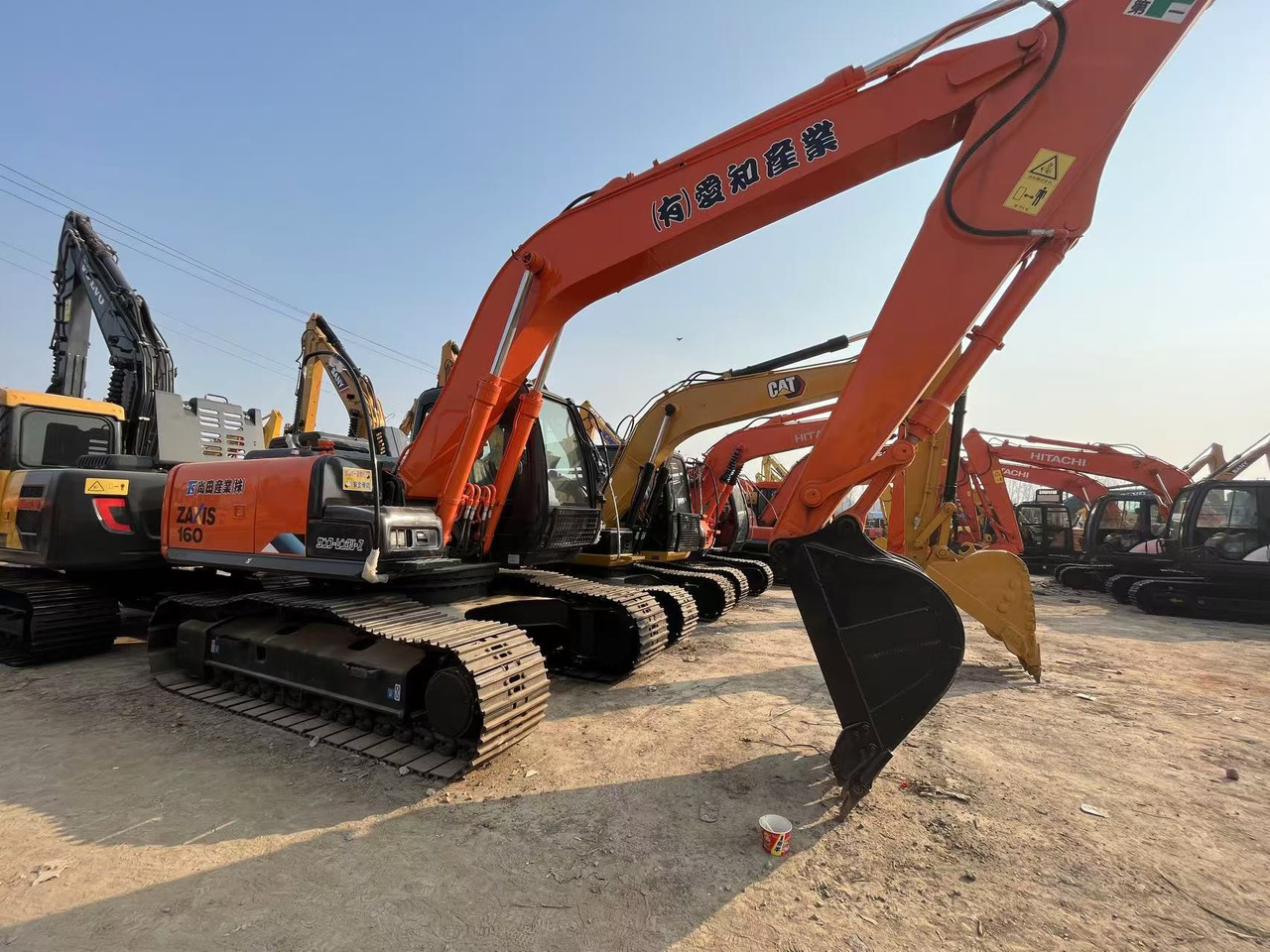HITACHI ZX160 - Rupsgraafmachine: afbeelding 4 HITACHI ZX160 - Rupsgraafmachine: afbeelding 4