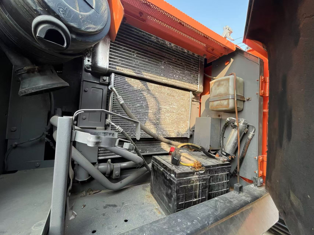 HITACHI ZX160 - Rupsgraafmachine: afbeelding 3 HITACHI ZX160 - Rupsgraafmachine: afbeelding 3