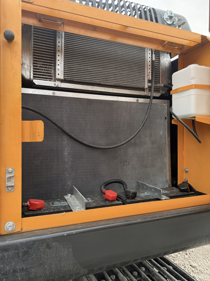 HYUNDAI HX220HD - Rupsgraafmachine: afbeelding 5 HYUNDAI HX220HD - Rupsgraafmachine: afbeelding 5