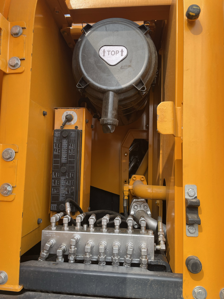 Hyundai R220LC-9S - Rupsgraafmachine: afbeelding 3 Hyundai R220LC-9S - Rupsgraafmachine: afbeelding 3