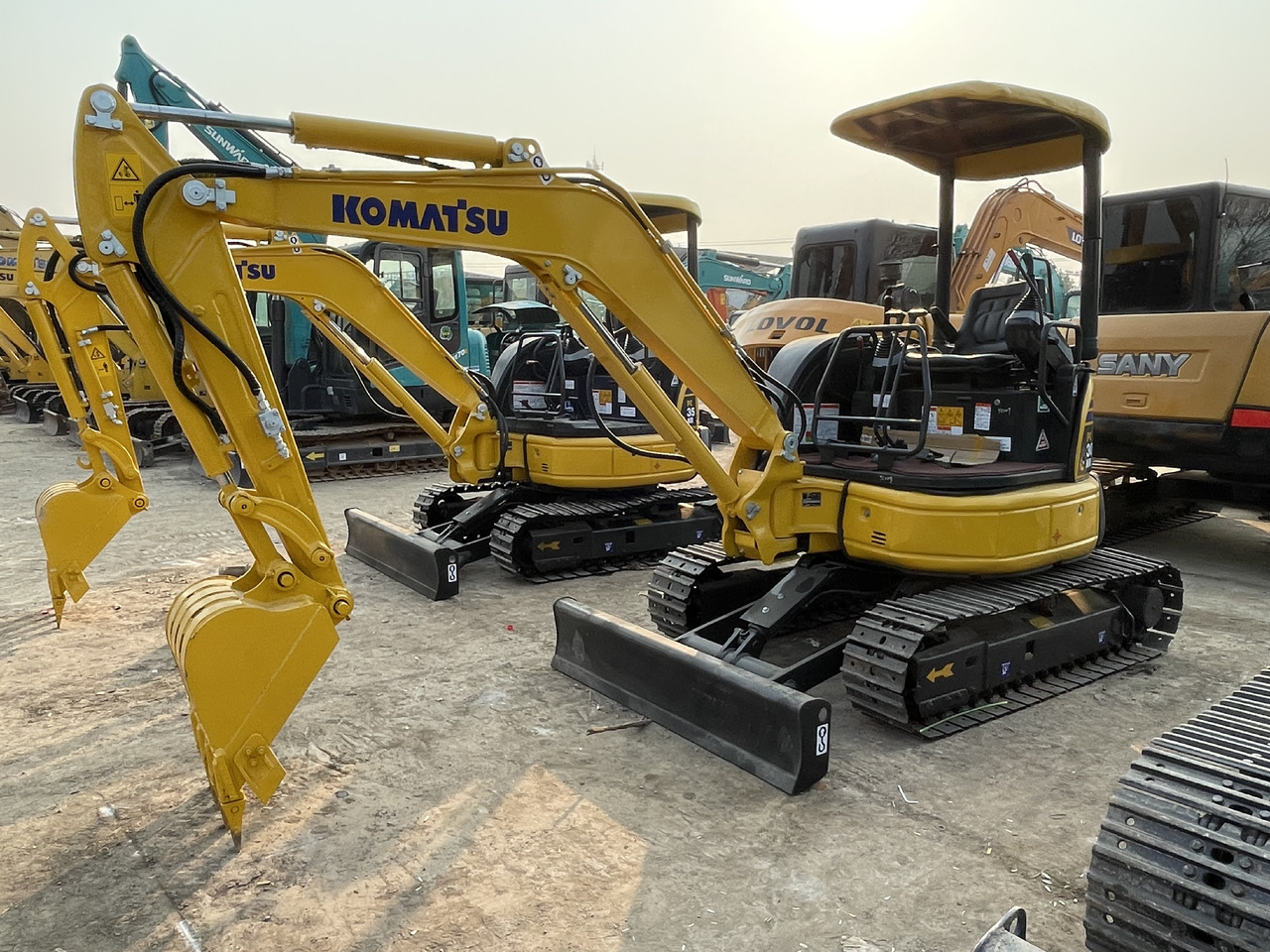 KOMATSU PC30MR-3 - Minigraafmachine: afbeelding 4 KOMATSU PC30MR-3 - Minigraafmachine: afbeelding 4