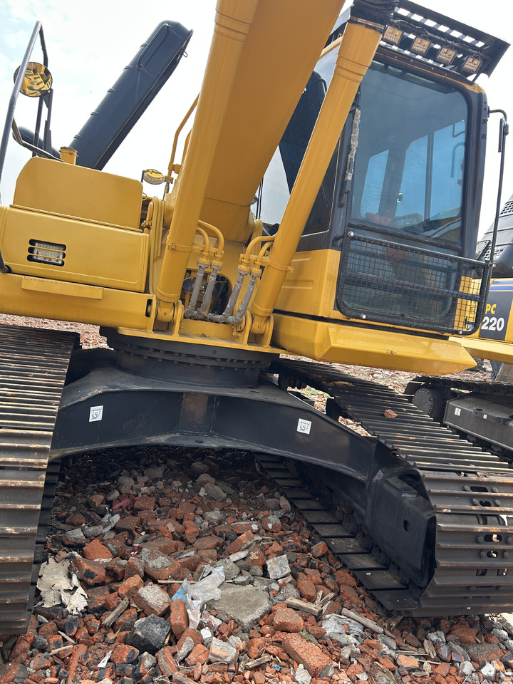 Komatsu PC 200-8 - Rupsgraafmachine: afbeelding 3 Komatsu PC 200-8 - Rupsgraafmachine: afbeelding 3