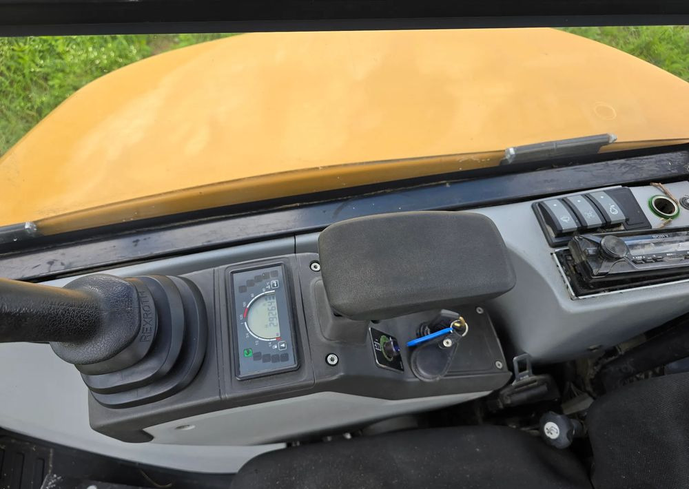 Caterpillar - Minigraafmachine: afbeelding 4 Caterpillar - Minigraafmachine: afbeelding 4