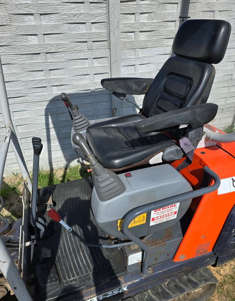 Kubota - Minigraafmachine: afbeelding 3 Kubota - Minigraafmachine: afbeelding 3