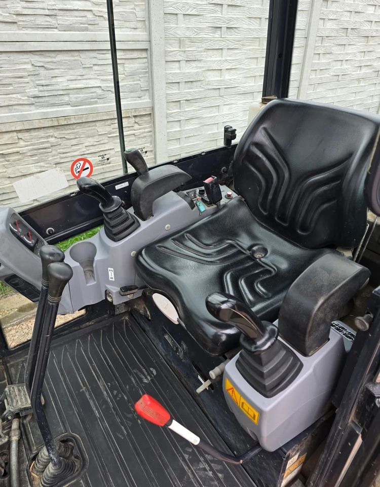 Kubota - Minigraafmachine: afbeelding 3 Kubota - Minigraafmachine: afbeelding 3