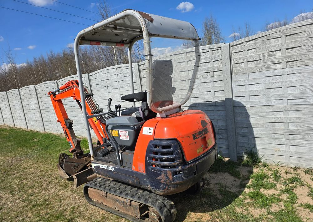 Kubota - Minigraafmachine: afbeelding 4 Kubota - Minigraafmachine: afbeelding 4