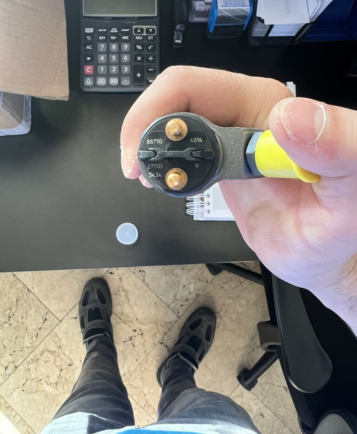 Bosch 2023 0445124014 Bosch 2010-2023 - Injector voor Vrachtwagen: afbeelding 2 Bosch 2023 0445124014 Bosch 2010-2023 - Injector voor Vrachtwagen: afbeelding 2