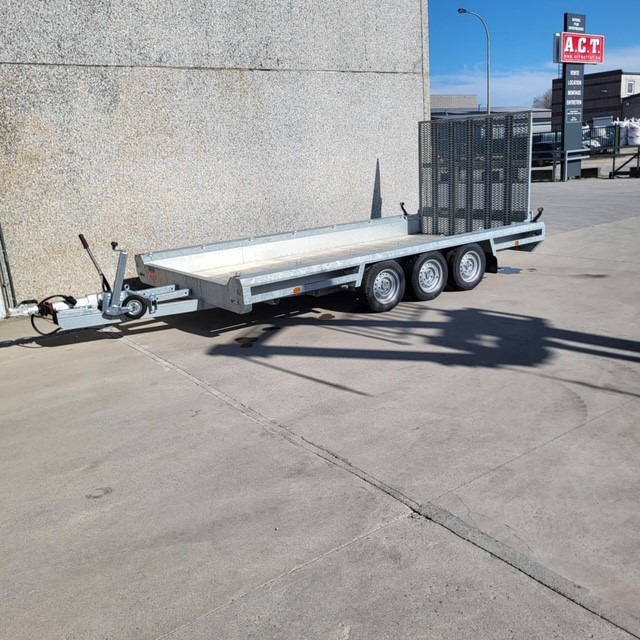 HULCO TERRAX 3 - Dieplader aanhangwagen: afbeelding 1 HULCO TERRAX 3 - Dieplader aanhangwagen: afbeelding 1