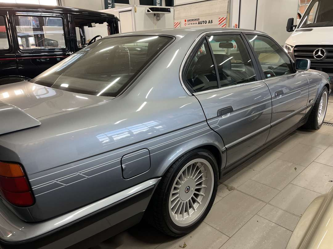 1992 BMW Alpina B10 3,5 - ny minstepris - Personenwagen: afbeelding 2 1992 BMW Alpina B10 3,5 - ny minstepris - Personenwagen: afbeelding 2