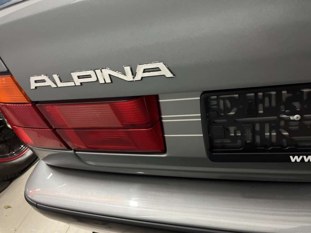 1992 BMW Alpina B10 3,5 - ny minstepris - Personenwagen: afbeelding 4 1992 BMW Alpina B10 3,5 - ny minstepris - Personenwagen: afbeelding 4