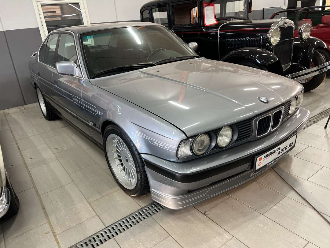 1992 BMW Alpina B10 3,5 - ny minstepris - Personenwagen: afbeelding 1 1992 BMW Alpina B10 3,5 - ny minstepris - Personenwagen: afbeelding 1