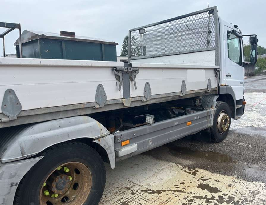 2004 Mercedes-Benz Tipp - EU-godkjent - Kipper vrachtwagen: afbeelding 3 2004 Mercedes-Benz Tipp - EU-godkjent - Kipper vrachtwagen: afbeelding 3