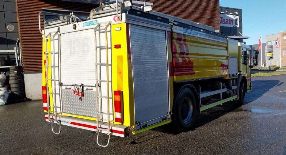 2005 Mercedes-Benz Econic 1833L / 2,50m høyde / Water tanker / Firetruck - Brandweerwagen: afbeelding 2 2005 Mercedes-Benz Econic 1833L / 2,50m høyde / Water tanker / Firetruck - Brandweerwagen: afbeelding 2